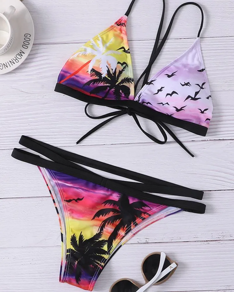 Hawaii Scenery Print Strap Bra With Panties Bikini Sets